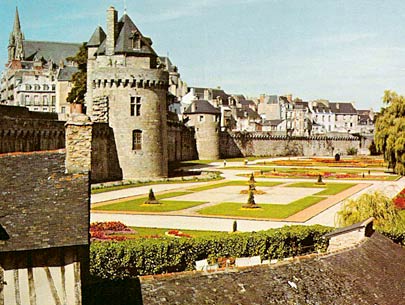 remparts de vannes - château de vannes - tour du connétable